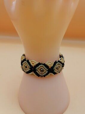 Handmade Macrame Bracelet with Diamond Design